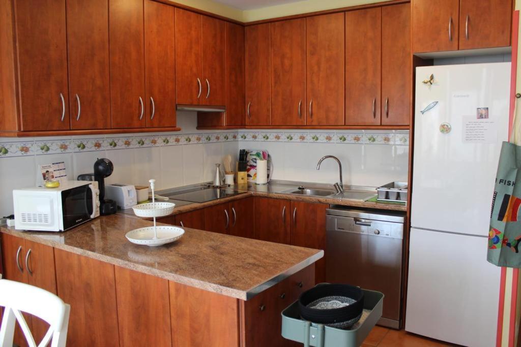 Apartaments Oller Centro Roses Extérieur photo