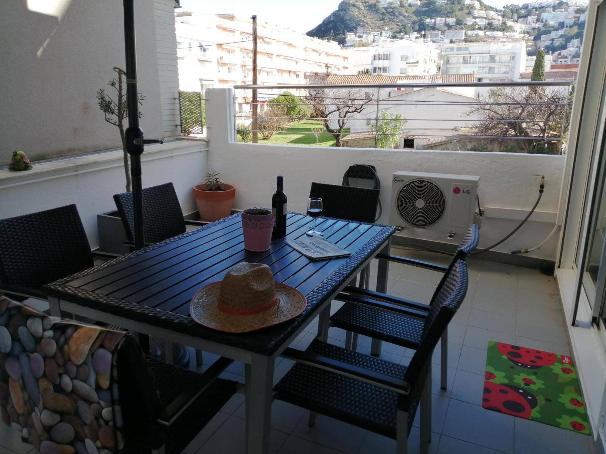 Apartaments Oller Centro Roses Extérieur photo